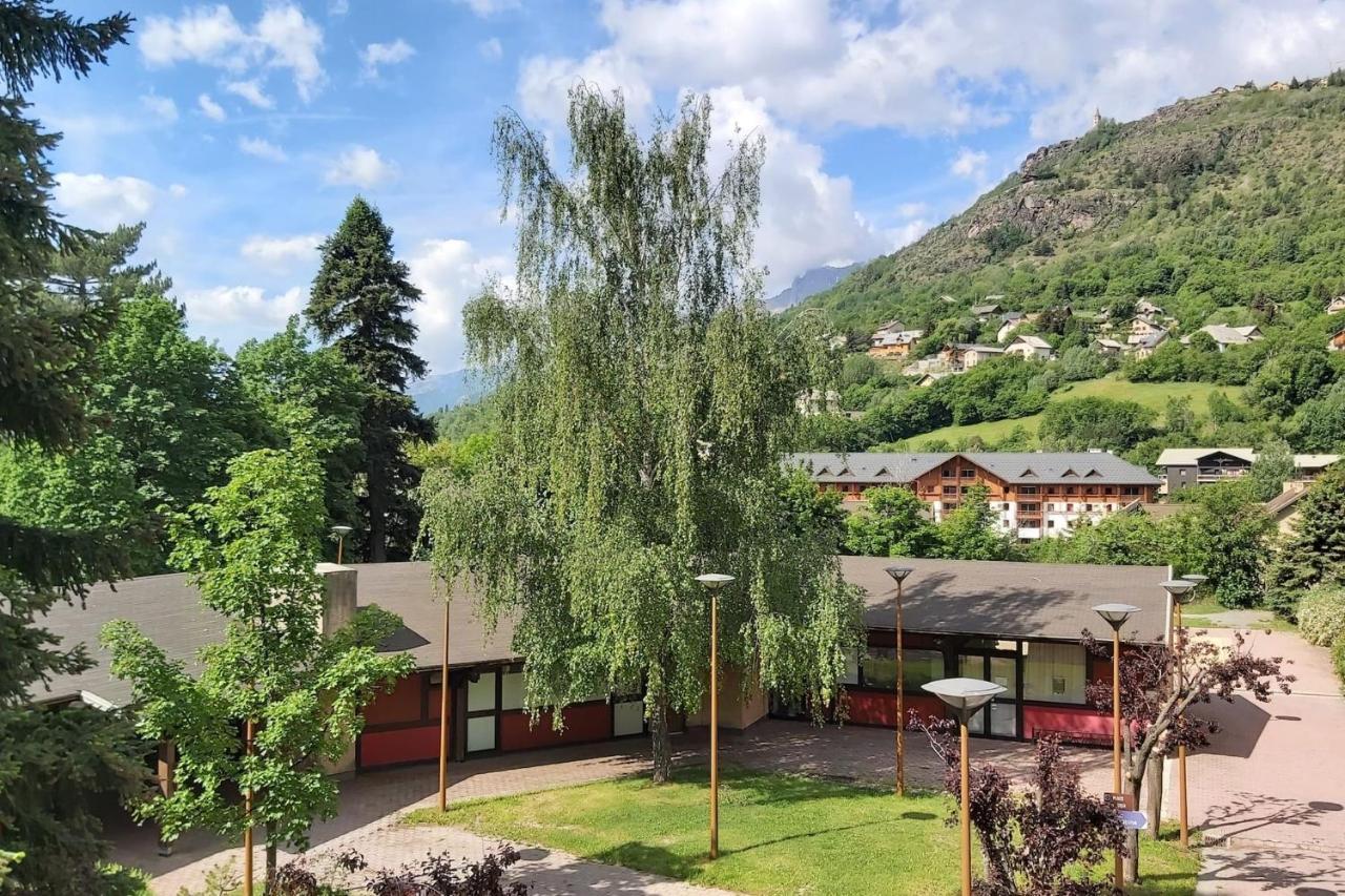 Beautiful Studio With Balcony In Briancon מראה חיצוני תמונה